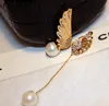 Högkvalitativ ängelvingar Specialdesign Trendiga Fashion Classic Pearls Crystals Pendant Drop Stud Earrings for Woman Girls