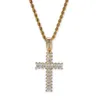 Fashion-T Cross Pendant Halsband för män Kvinnor Lyxig designer Mens Bling Diamond Cross Christian Pendants Halsband Guldkedja Smycken Gift