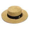 Sombrero de ala ancha tejido a la moda, gorra de paja ancha a la moda con abeja de Metal dorado, visera plana para padres e hijos, sombrero de paja tejido 7879923