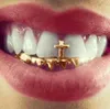 18k gouden enkele tanden grillz braces Punk Hip Hop Crown Cross Gun Dental Mouth Vampire Fang Grills Tooth Cap Cosplay Play Party Rapper Body Sieraden Geschenken Groothandel