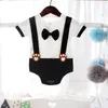 Bébé Garçons Filles À Manches Courtes Barboteuses Dessin Animé Ours Offset Gentleman Noeud Papillon Jumopsuit Nourrissons Enfants Vêtements M2056