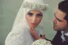 2020 Hijab robes de mariée musulmanes dentelle Appliques perlées Satin robes de mariée avec voile robes de mari￩e