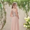 Abiti da damigella d'onore lunghi in chiffon con paillettes in oro rosa con linea A e abiti da damigella d'onore senza schienale con scollo all'americana e abiti da damigella d'onore rosa cipria