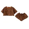 РЕБЁНОК одежды Набор Leopard печатных девочек Топы Шорты 2pcs Комплекты с коротким рукавом малышей Комплекты Летняя Детская одежда DHW3628