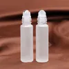 Contenitori per fiale per flaconi a rulli in vetro trasparente satinato spesso con sfera in metallo e tappo in argento oro nero per profumo di olio essenziale 10 ml