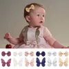 15505 Baby Girl Faux Läder Butterfly Bowknot Barretes Kids Hair Clips Princess Girls Hårbågar Barrette Girls Barntillbehör