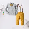 Piccolo ragazzo tshirttiesuspenderpant kids a quattro pezzi set di polo a maniche lunghe set di bambini abiti per bambini primaverili
