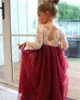 Two Tone Lovely Flower Girls Dresses for Weddings Kids Formal Gowns Jewel Neck Illusion Long Sleeves Lace Tull Colored Flower Girl Dress