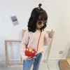 Mode Kinder Handtaschen Neueste Koreanische Mädchen Mini Prinzessin Geldbörsen Netter Frosch Schulter Umhängetasche Kinder Münzen Taschen Weihnachtsgeschenke