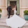 멋진 인어 레이스 웨딩 드레스 파란색 깎아 지른 Bateau Neck Long Sleeves Appliqued Bridal Gowns 스윕 트레인 플러스 사이즈 Vestidos de Nnovia