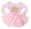 Barnkläder Baby Födelsedag Prinsessan Klänningar Tjejer Krona Tulle Klänningar Striped Sequin Tutu Klänningar Nyfödd Letter Bow Party Dance Dress B5247