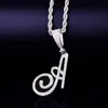 Hip Hop Smycken Ice Out Zircon Cursive Bokers Pendant för män / Kvinnor Charm Rock Street Necklace med repkedja