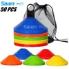 Coni Pro Disc (set da 50) - Agility Soccer con borsa per il trasporto e supporto per allenamento, calcio, bambini, sport, segnalatori di coni da campo