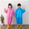 키즈 후드 비옷 어린이 EVA 비 일회용 투명한 편차 환경 버튼 비가 옥외 여행 긴급 비옷 ZYQ422