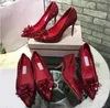 Горячая распродажа-классика Cinderella Crystal Shoes 6.5 10,5 см Высокие каблуки свадебные туфли Bling Bling Crystal Flowers Decor Bridesmaid обувь