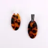 Fashion plated mässing bar sköldpadda harts oval rund skiva form uttalande hoop örhängen för tjejer och damer leopard boutique smycken