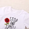 Conjunto de roupas de bebê com estampa de rosas, camiseta de manga curta de algodão com saia jeans rasgada, conjunto casual de verão 1905234703418