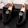 Breathable Shoes Fashion Nightclub Dress Party Men British Crown Leather Embroidery Rivets Loafers Slip-on Lazy Driving Shoe W164 335