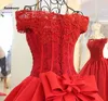 Red Vintage Puffy Ball Gowns V-neck Beaded Bow Saudi Arabic Prom Dresses Appliques Lace Up Formal Party Dress Robe De Soiree