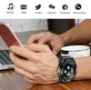 Män Kvinnor Smart Watch Armbandsur Stöd med Kamera Bluetooth Sim TF-kort SmartWatch för Android Phone Par Watch