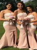 Långa sjöjungfru brudtärna klänningar Billiga Sweetheart Spaghetti Straps Lace Appliques Front Split Wedding Party Dress Satin Bridal Vestidos