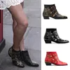 botas de mujer con tachuelas