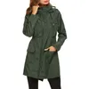 女性用ジャケット2022女性防水パック可能なフード付きジャケット屋外ハイキング服軽量レインコート