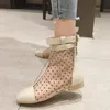 2019 Stivali estivi da donna nuovi Stivali bassi con zeppa piatta Stivaletti con ritaglio Abito da donna Scarpe casual Stivaletti carini Stivali scavati