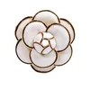 Broches de flores de camelia esmaltados de alta calidad para mujer, dama, boda, ramo de novia, broche, vestidos, alfileres, joyería de moda, regalos de fiesta, 222m