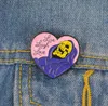 Pink Heart Skull Pins Skeleton Broscher Enamel Pins Badges Lapel Pins Skelett Smycken Punk Smycken GD171