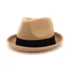 2020 NUEVO estilo Fascinador de lana Fedora Hat for Woman Unisex Roll Up Brim Brim Homburg Jazz Fedora Cap con cinta8227933