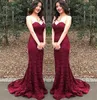 Moderna billiga långa brudtärna klänningar Burgundy Sweetheart Lace Mermaid Wine Maid of Honor Wedding Guest Dress Prom Party Gowns BD8901