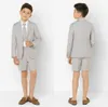 Лето маленький мальчик формальные костюмы ужин смокинги для пляжной свадьбы мальчик жених дети дети выпускной костюм формальная одежда (куртка+брюки)