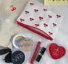 Корея Стиль Женщины Cherry вышивка Canavs большой емкости молнии Cosmetic Bag