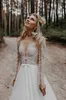 2020 Bohemian Wedding Dress Lace Appliqued Manga Longa Sheer V Neck Vestido De Noiva Sweep Train Beach Boho Vestidos de Noiva Bridal3854574