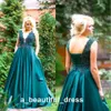Drak Green Lace Appliqued A-Line Prom Dress Vintage Deep V Neck Satin Evening Klänningar Lång Fornal Party Backless Gown ED1277
