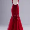 Mode rode v-hals zeemeermin trouwjurk met kralen Sparkly Crystal kant applique mouwloze bruidsjurken