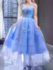 Jezioro Blue See przez Dekolt Prom Sukienka Lace Up Powrót Kobiety Balowa Suknia z koralikami i motylem Robe De Soiree