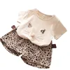 Completi di abbigliamento firmati per bambini Set di stampa leopardata di moda Completi di marca per ragazze Bambini Novità Top di lusso + Pantaloni Set di due pezzi Vendita calda