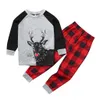 Familj Julpyjamas Ny familj Matchande kläder Mother Father Kids Cloths Set Cartoon Christmas Deer Tryckt Pyjamas Sleepw2756206