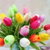 Tulipani artificiali Real Touch Tulip Flower Mini PU Tulipani 13,39 "per fiori decorativi da tavolo nuziale 12 colori