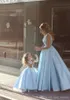 2019 Nouveau Mignon Bleu Clair Fleur Filles Robe Mère Et Fille Princesse A-ligne Junior Enfant Occasion Spéciale Robe Robe De Fête De Mariage