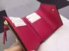 Neue Designer -Knopf Frauen Kurzwolkernen weibliche Mode Zero Geldbörse europäischer Stil Lady Casual Clutchs Short Wallet Card mit Box199p