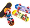 Professionele legeringsstandaard Stand Beneboard Truck speelgoed Mini Finger Skateboard For Kids Toy Boy Children Cadeau