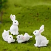 4pcs/8pcs Decoraci￳n del jard￭n Lindo Conejo Pascua Miniatura Hare Animal Figurina Resina Craft Mini Bunny Ornament Suministros de jard￭n de hadas