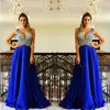 Oszałamiający 2019 Nowy Prom Dresses V Neck Kolorowe Kryształy Frezowanie Bodice Linia Długość Piętra Royal Blue Szyfonowa Vestidos De Fiesta Largos