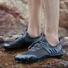 Sandali estivi Scarpe da acqua da uomo Asciugatura rapida Spiaggia Scarpe da acqua a piedi nudi Scarpe da ginnastica in rete unisex da esterno Plus Size Aquaschuhe