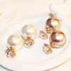Lyxdesigner smycken Kvinnor örhängen Flower Red Pearl Stud Diamond Earrings Elegant Highend Retro Silver Asymmetric Hoop Fashio7254874