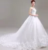 플러스 사이즈 우아한 볼 가운 웨딩 드레스 연인 민소매 아플리케 레이스 업 스윕 기차 공식적인 신부 가운