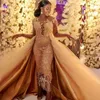 Afryki Długie Rękawy Overtkirts Prom Dresses 3D Aplikacje Koronki Appliqued Sheer Dekolt Mermaid Suknie Wieczorowe Black Girls Party Dress